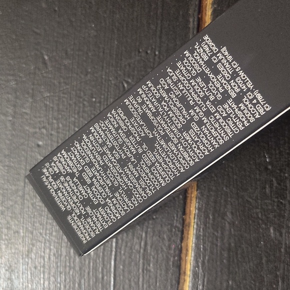 NARS Light Reflecting Hydrating Primer - Cream - Picture 10 of 13